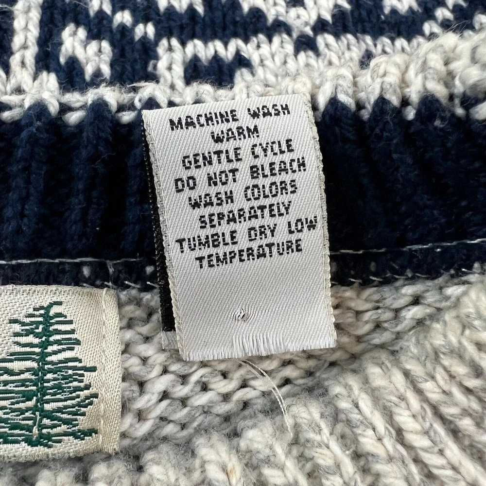 Vintage USA Made‎ Fieldmaster Sweater Blue Gray Winter Snowflkes Cotton Ski L